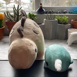 Bellzi Dinosaur narwhal plush